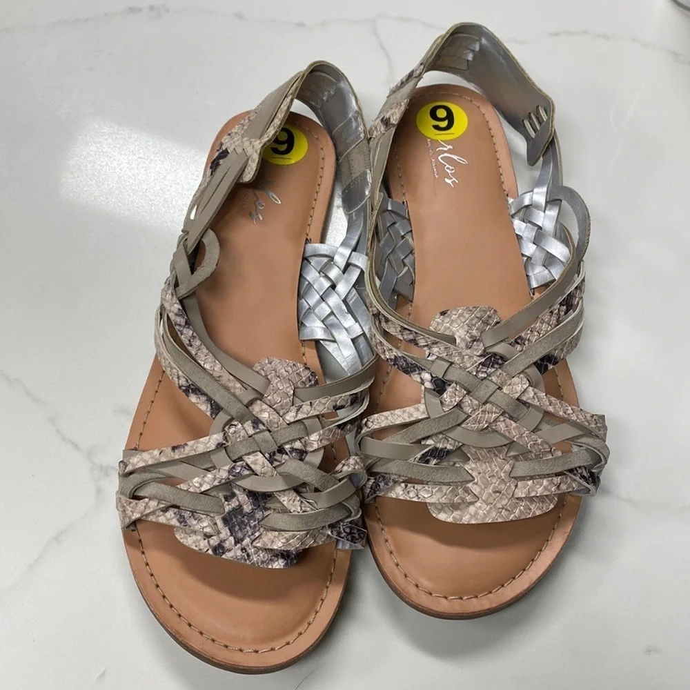 Carlos by Carlos Santana Mavin Huaraches Shoes Woman